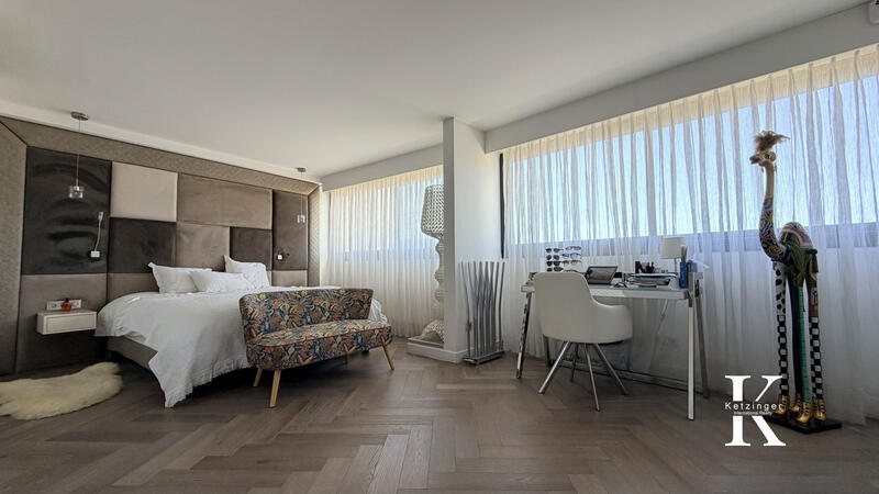 Appartement - 200 m² - 5 pièces