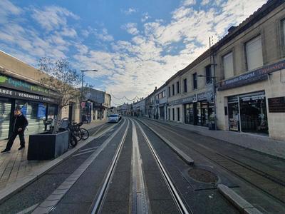 Local commercial - 406 m²