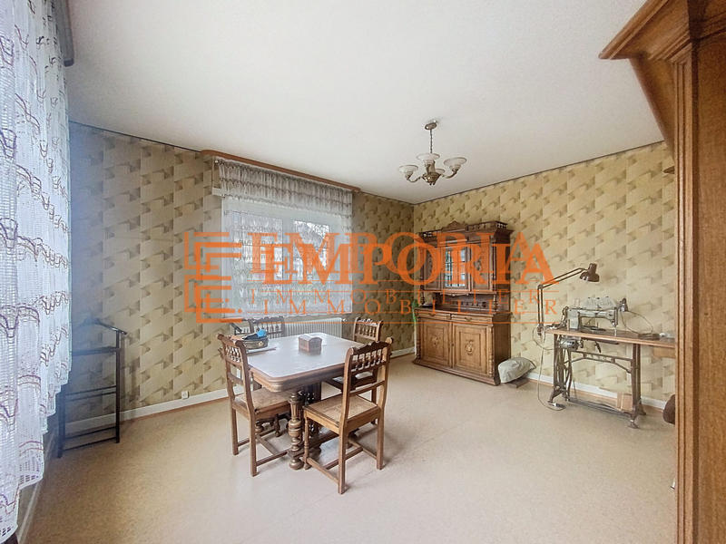 Maison traditionnelle - 156 m² - 6 pièces