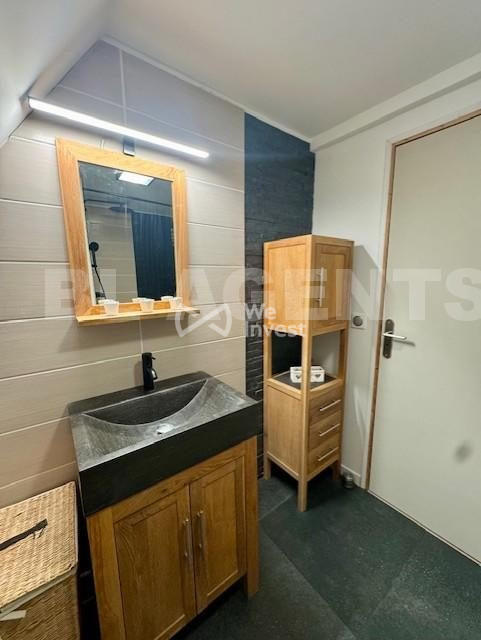 Maison - 205 m² - 6 pièces