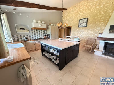 Maison - 171 m² - 6 pièces