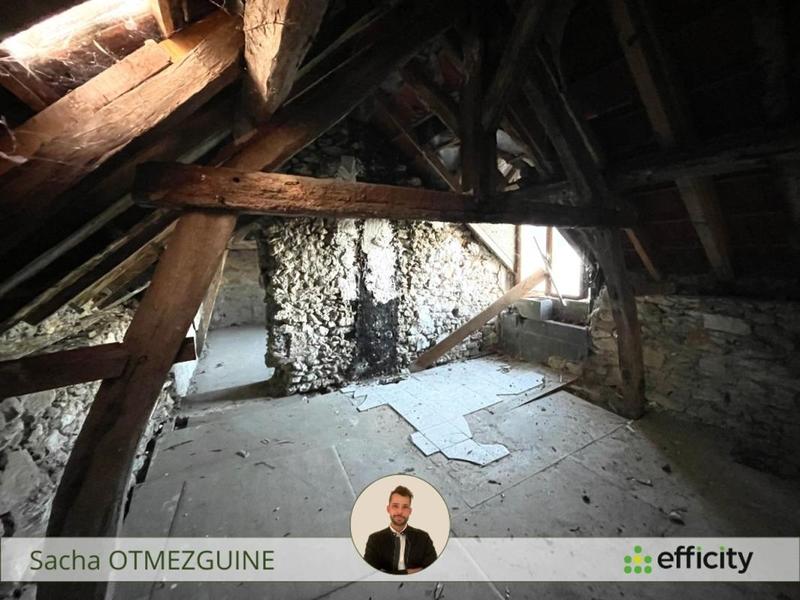 Maison - 160 m² - 8 pièces