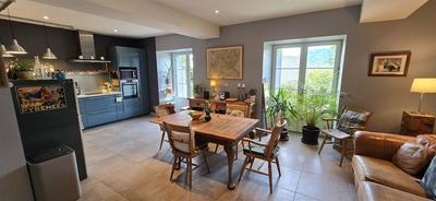 Maison - 168 m² - 7 pièces