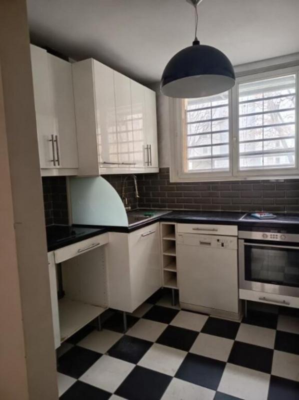 Appartement - 80 m² - 4 pièces