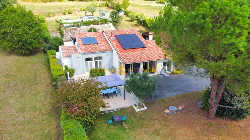 Maison - 208 m² - 7 pièces