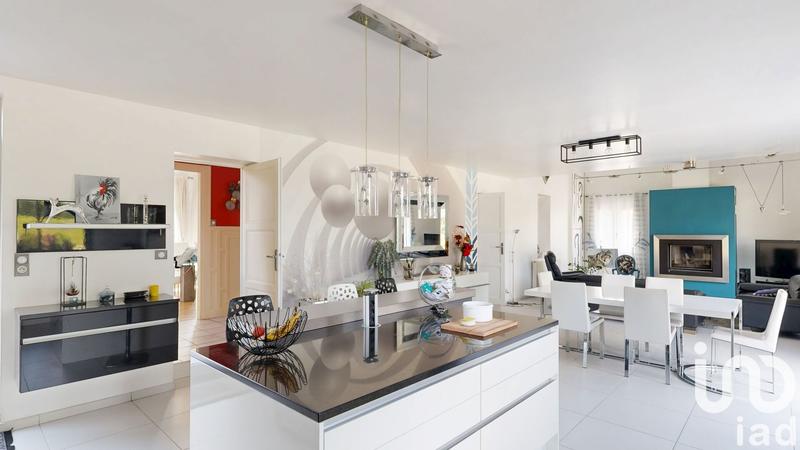 Maison - 288 m² - 7 pièces