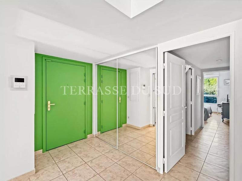 Appartement - 79 m² - 3 pièces