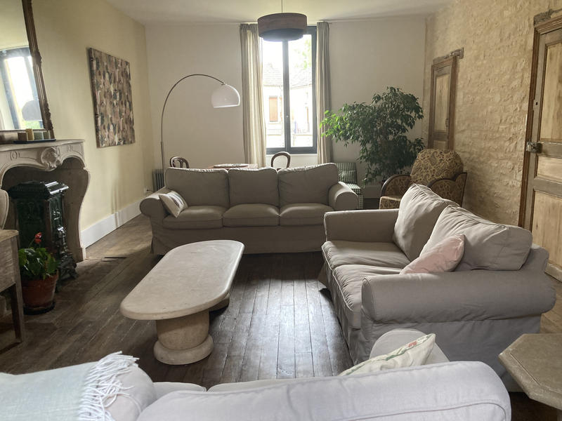 Maison - 166 m² - 6 pièces