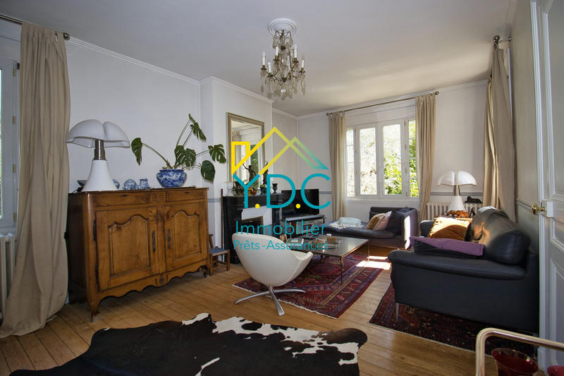 Maison - 172 m² - 8 pièces