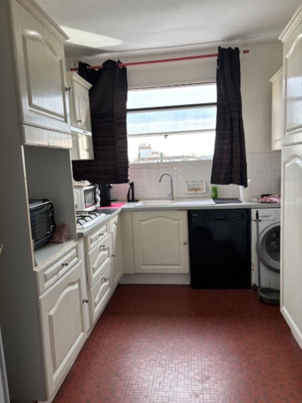 Appartement - 95 m² - 5 pièces