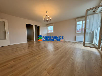 Appartement - 92 m² - 4 pièces