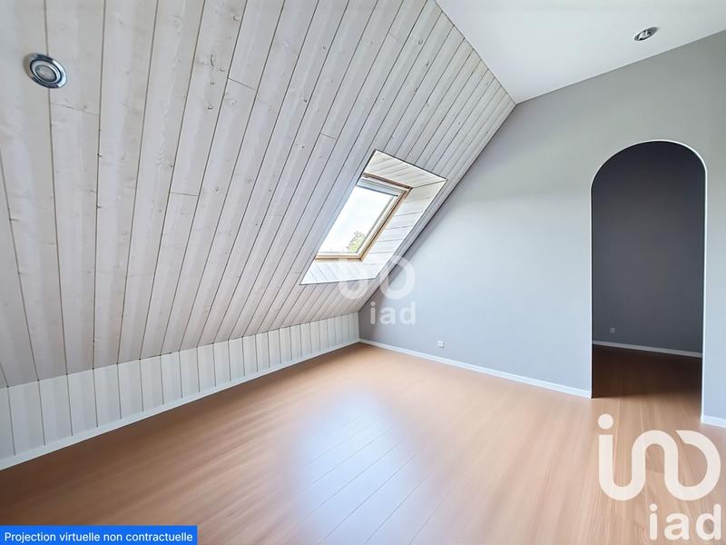 Maison - 200 m² - 9 pièces