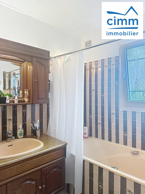 Maison - 116 m² - 5 pièces