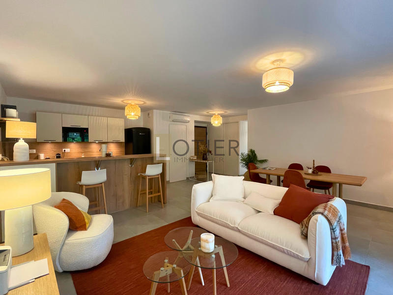 Appartement - 79 m² - 3 pièces