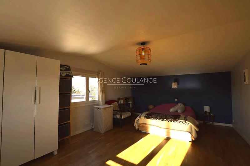 Maison - 183 m² - 8 pièces