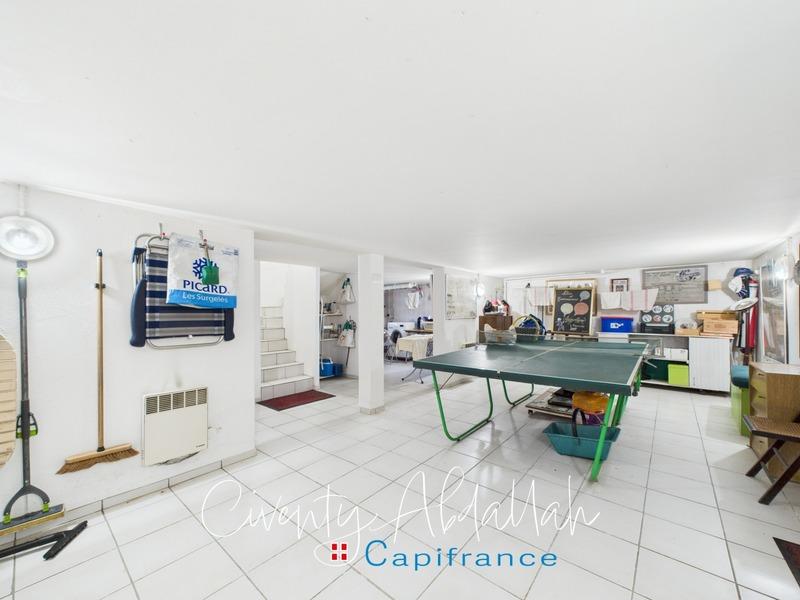 Maison - 192 m² - 6 pièces