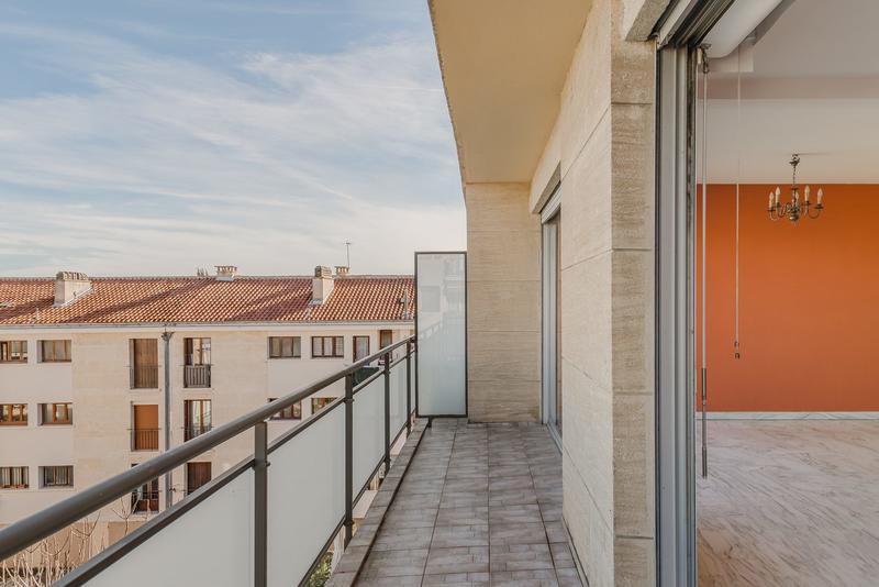 Appartement - 90 m² - 3 pièces