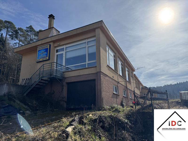 Maison - 106 m² - 1 pièce