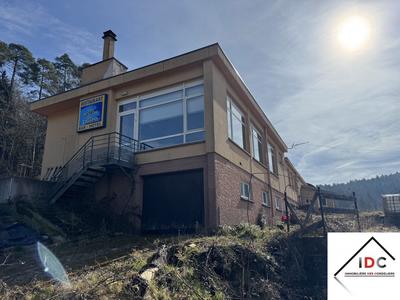 Maison - 106 m² - 1 pièce