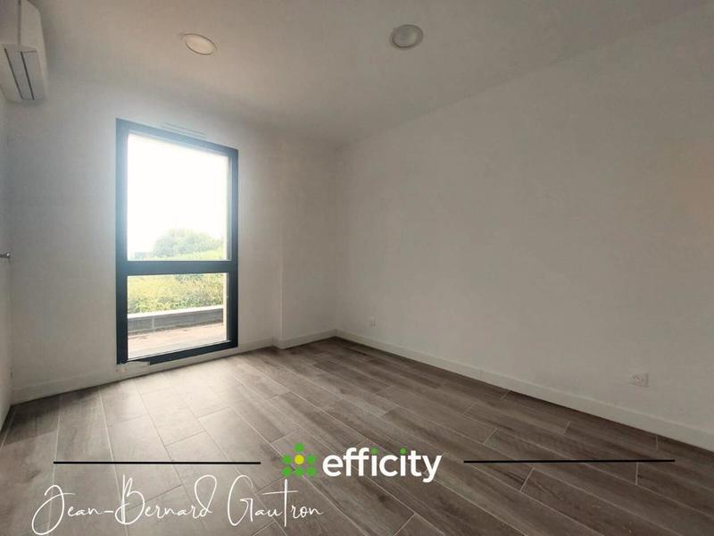 Bureau - 75 m² - 3 pièces