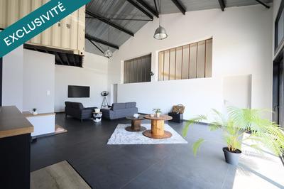 Maison - 248 m² - 8 pièces