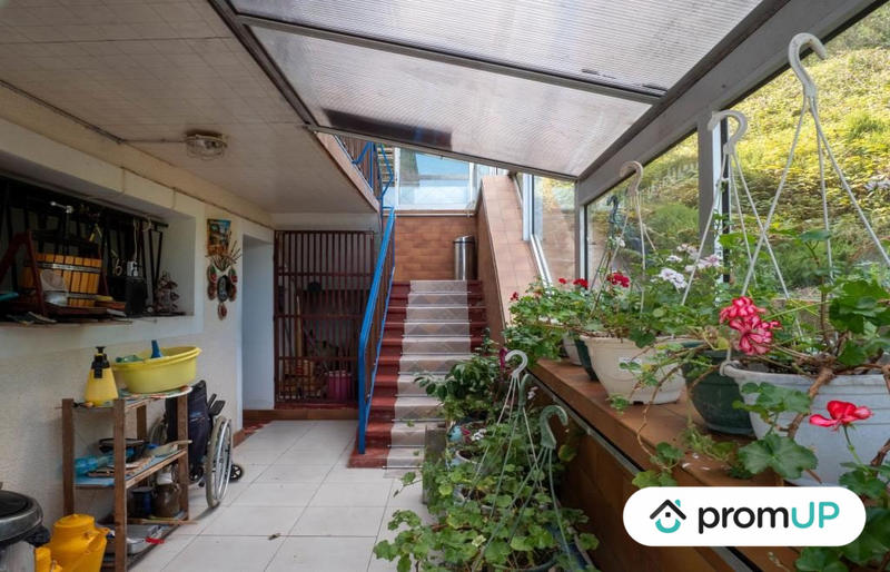 Maison - 190 m² - 9 pièces