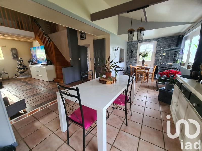 Maison - 157 m² - 8 pièces