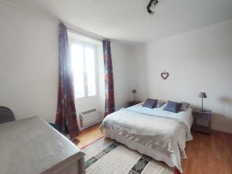 Maison - 160 m² - 8 pièces