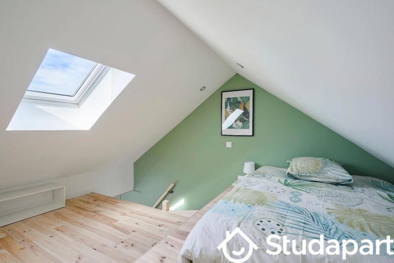 Chambre - 10 m² - 1 pièce