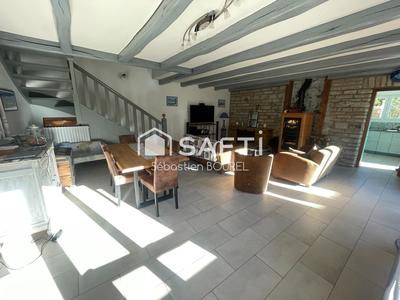 Maison - 140 m² - 6 pièces