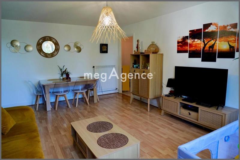 Appartement - 83 m² - 4 pièces
