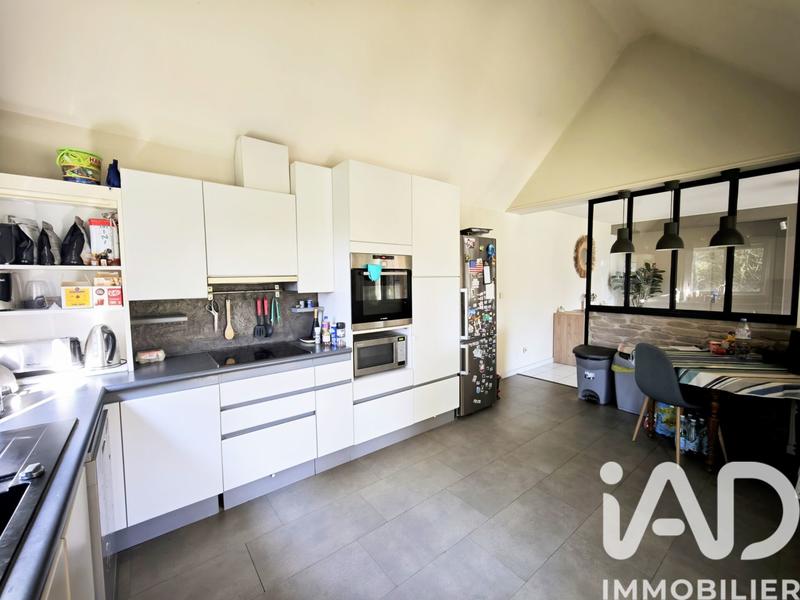 Maison de maîtres - 202 m² - 10 pièces