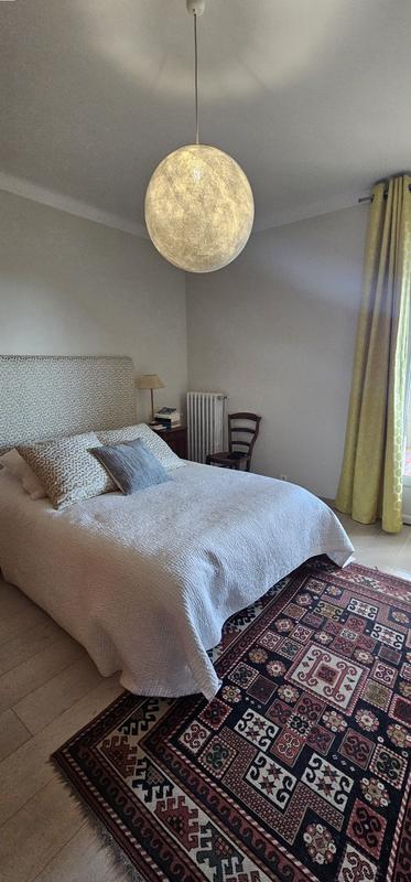 Maison - 210 m² - 10 pièces