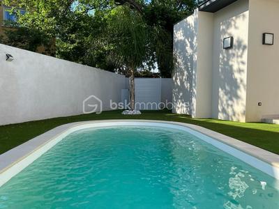 Maison - 121 m² - 5 pièces