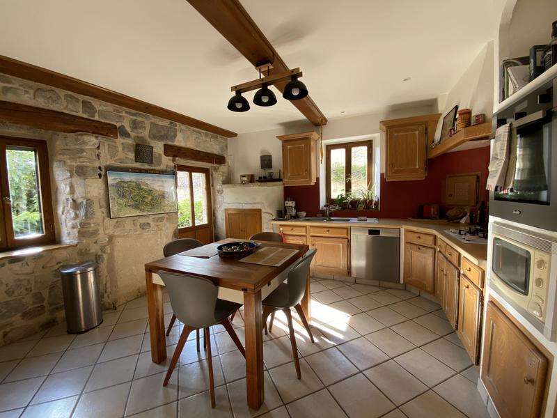 Maison - 140 m² - 6 pièces