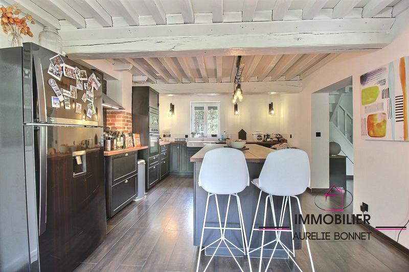 Maison - 325 m² - 15 pièces