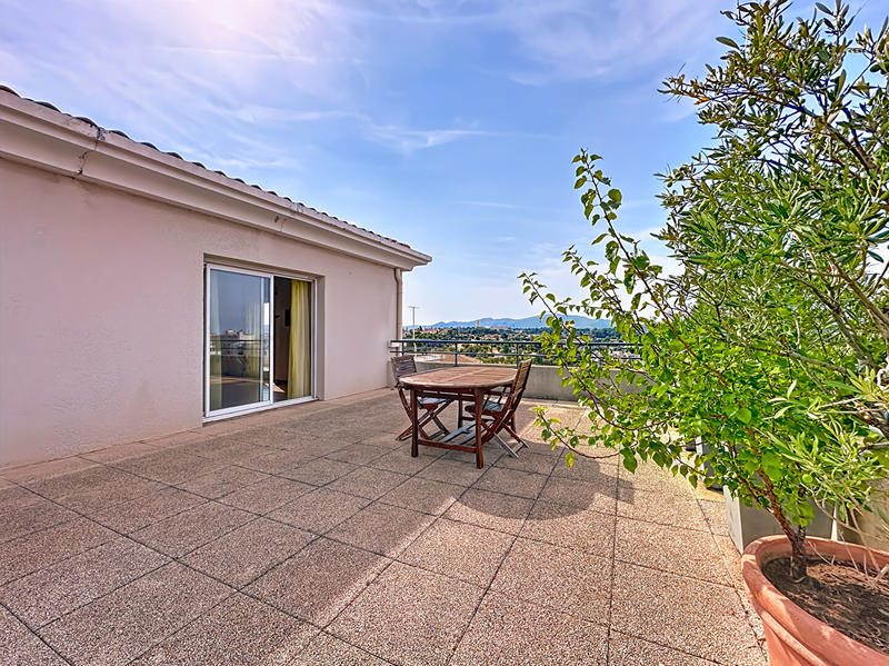 Appartement - 87 m² - 4 pièces