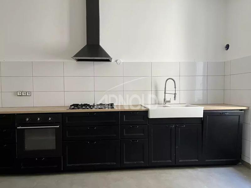 Bureau - 149 m² - 5 pièces