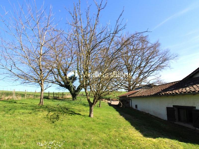 Corps de ferme - 225 m² - 7 pièces