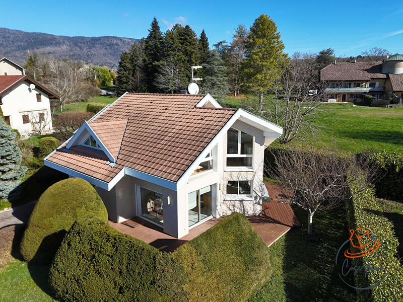 Villa - 190 m² - 7 pièces