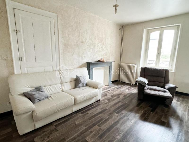 Maison de bourg - 129 m² - 7 pièces