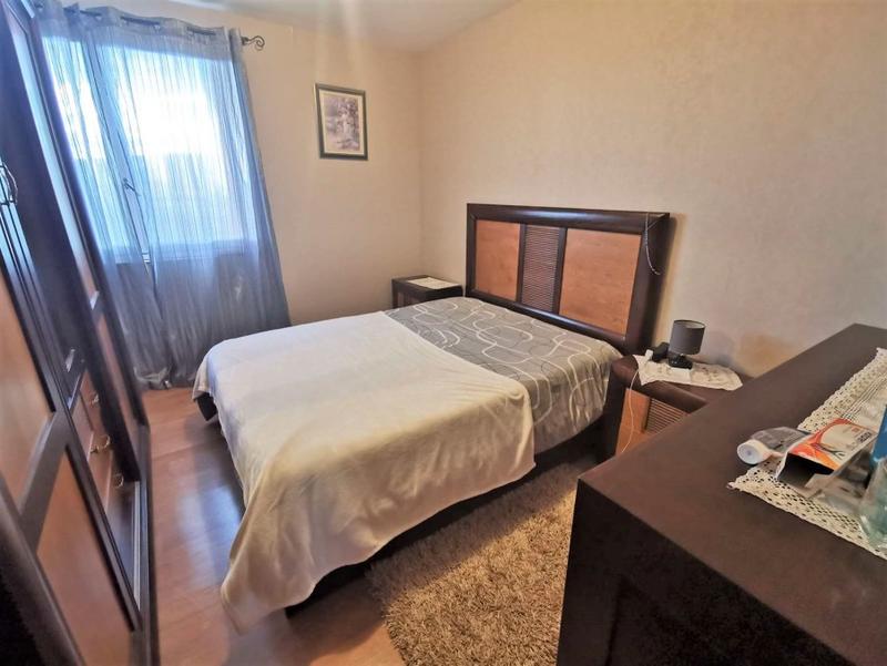 Appartement - 98 m² - 6 pièces