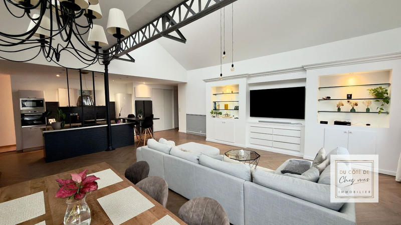 Appartement - 185 m² - 6 pièces