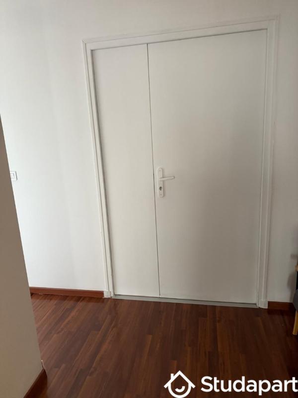 Chambre - 50 m² - 1 pièce