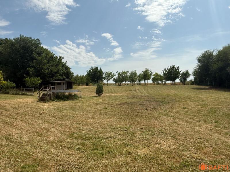 Maison - 205 m² - 5 pièces