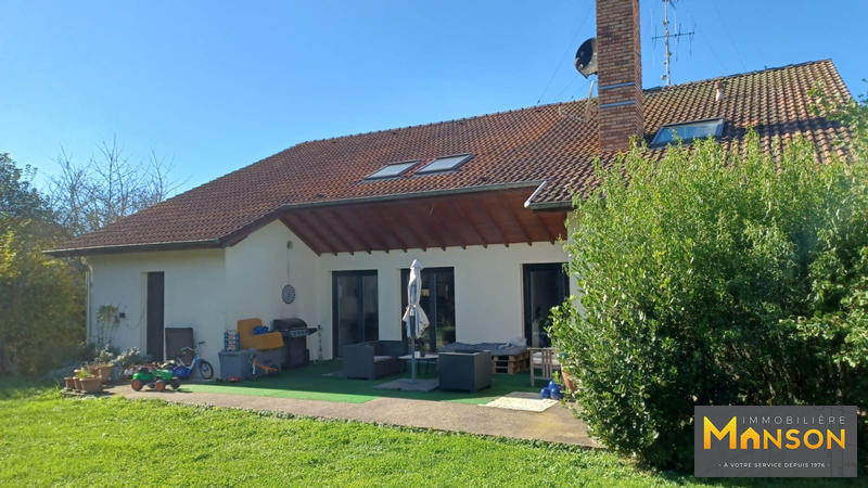 Maison - 322 m² - 12 pièces