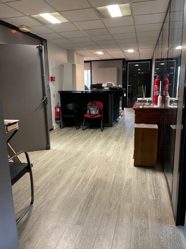 Local d'activités - 19 m²