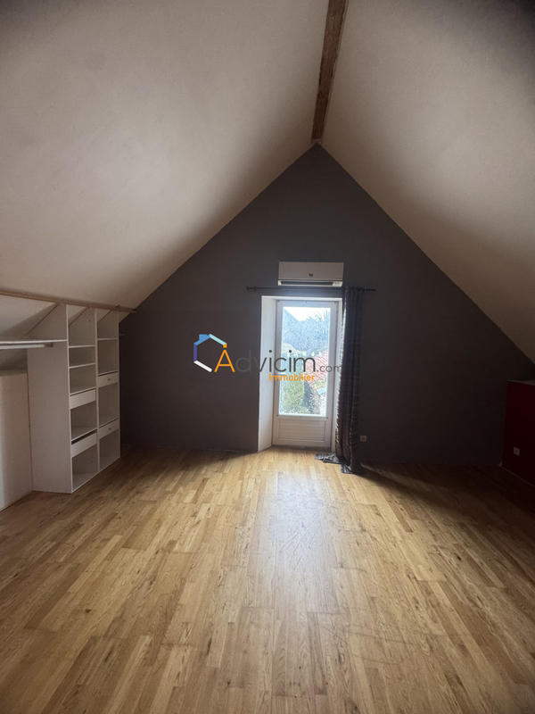 Maison - 147 m² - 5 pièces