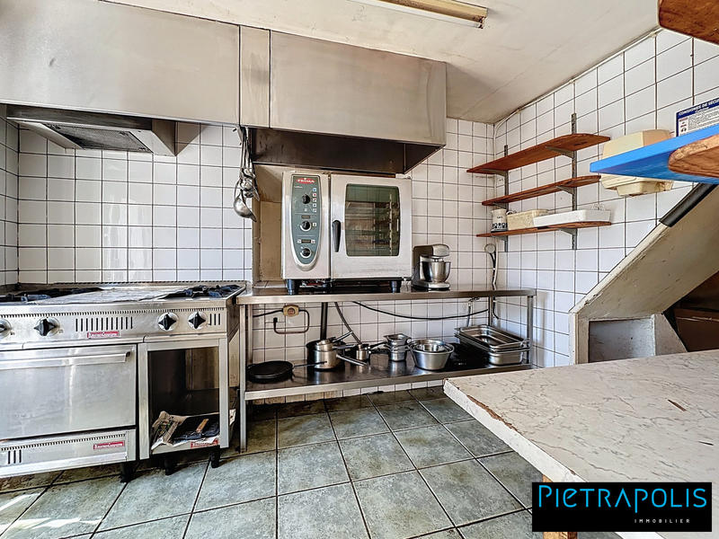 Maison ancienne - 235 m² - 4 pièces