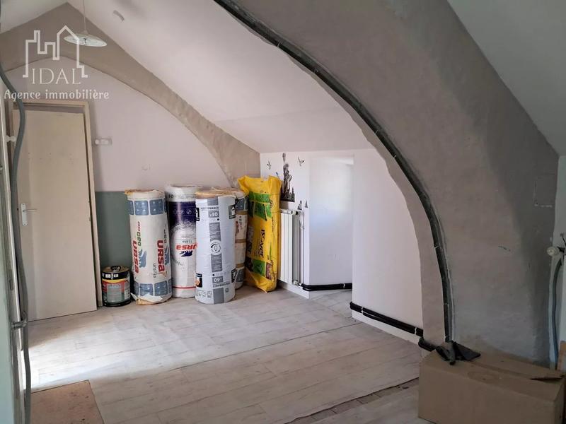 Maison - 149 m² - 9 pièces